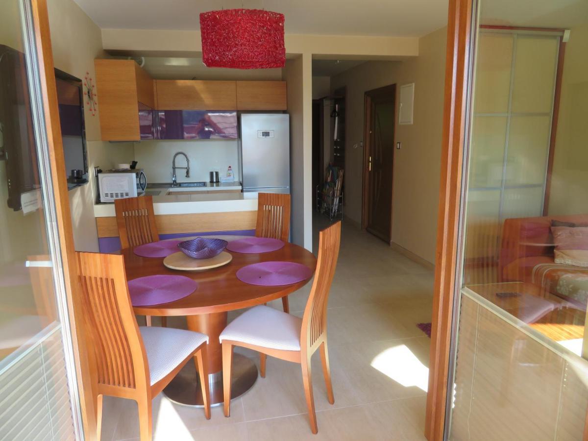Apartament Flores 1 ミエルノ エクステリア 写真