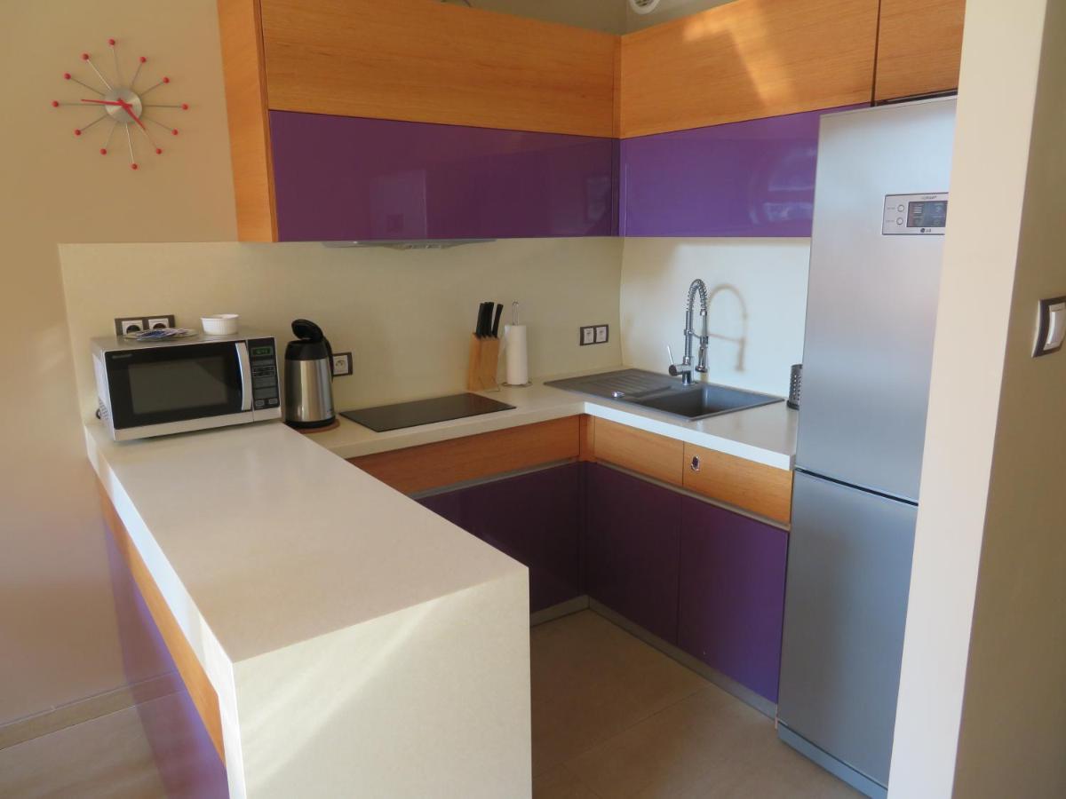 Apartament Flores 1 ミエルノ エクステリア 写真